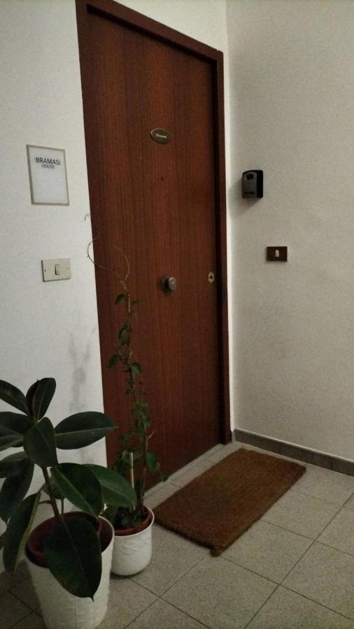 米拉佐Bramasi House公寓 外观 照片